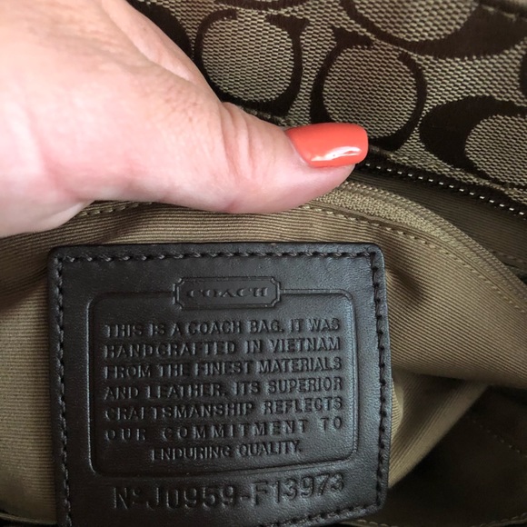 Coach Handbag - Picture 4 of 5